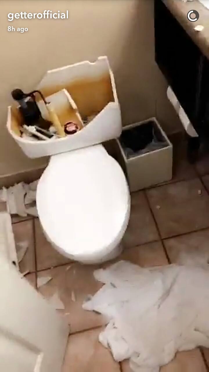 [Photos] Getter & Friends Trash Hotel Room and Post it to Snapchat