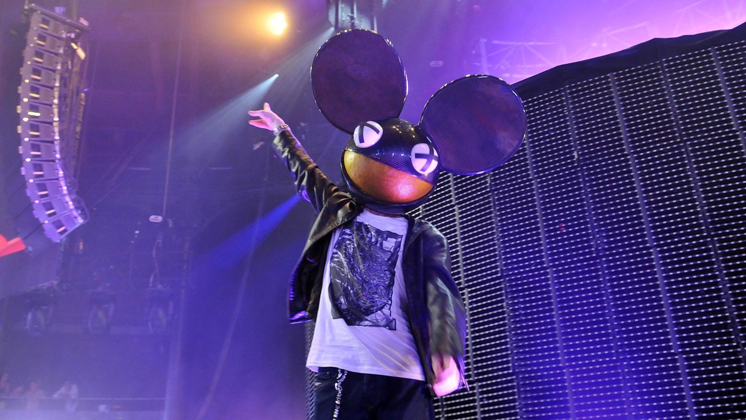 Deadmau5 to play at ASOT stage at Ultra Music Festival EDM Chicago